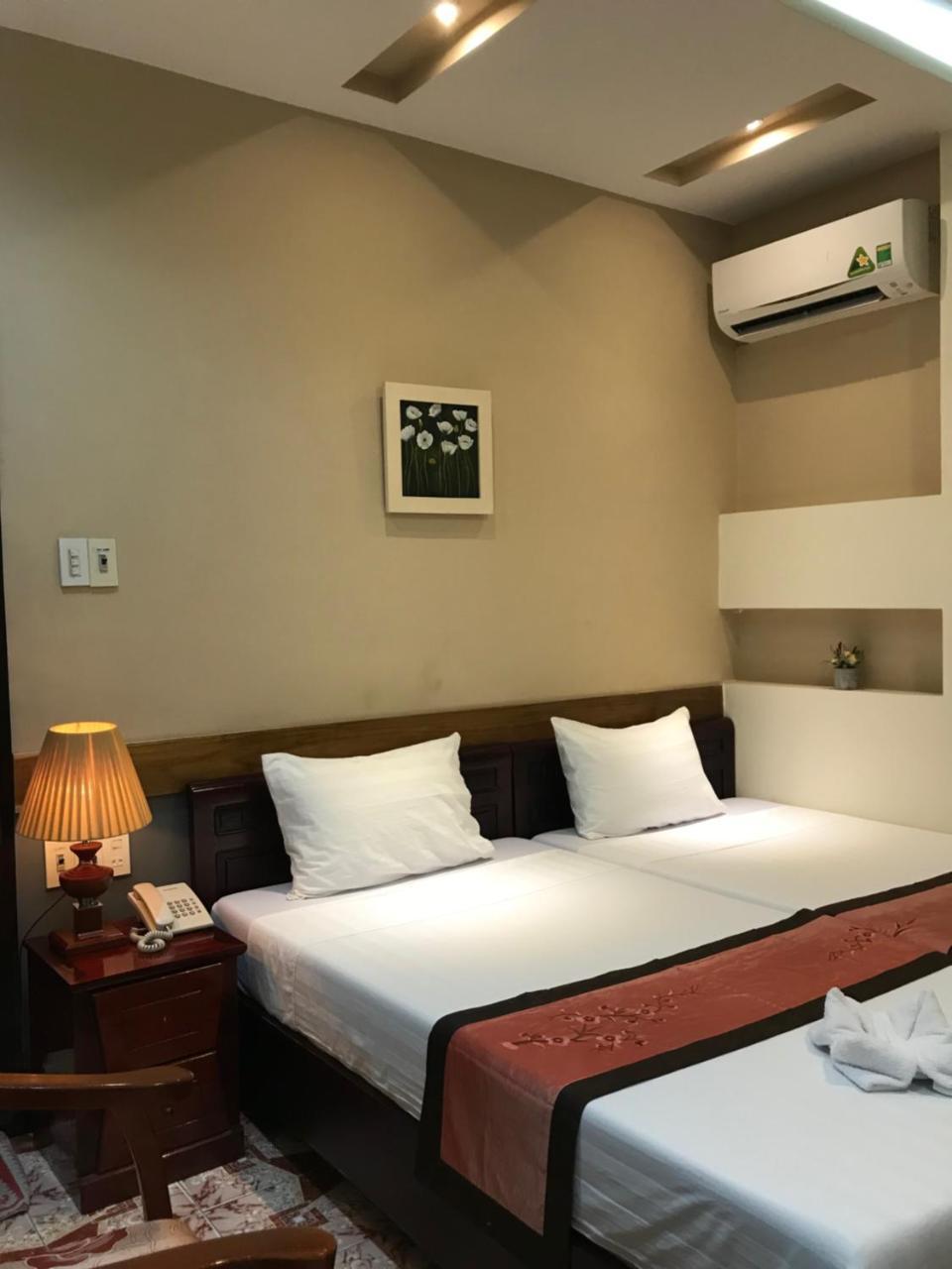 Sunny A Hotel Хюе Екстер'єр фото